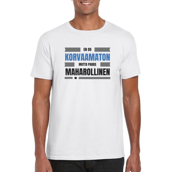 Huumoripaita En oo korvaamaton - T-paita - Image 3